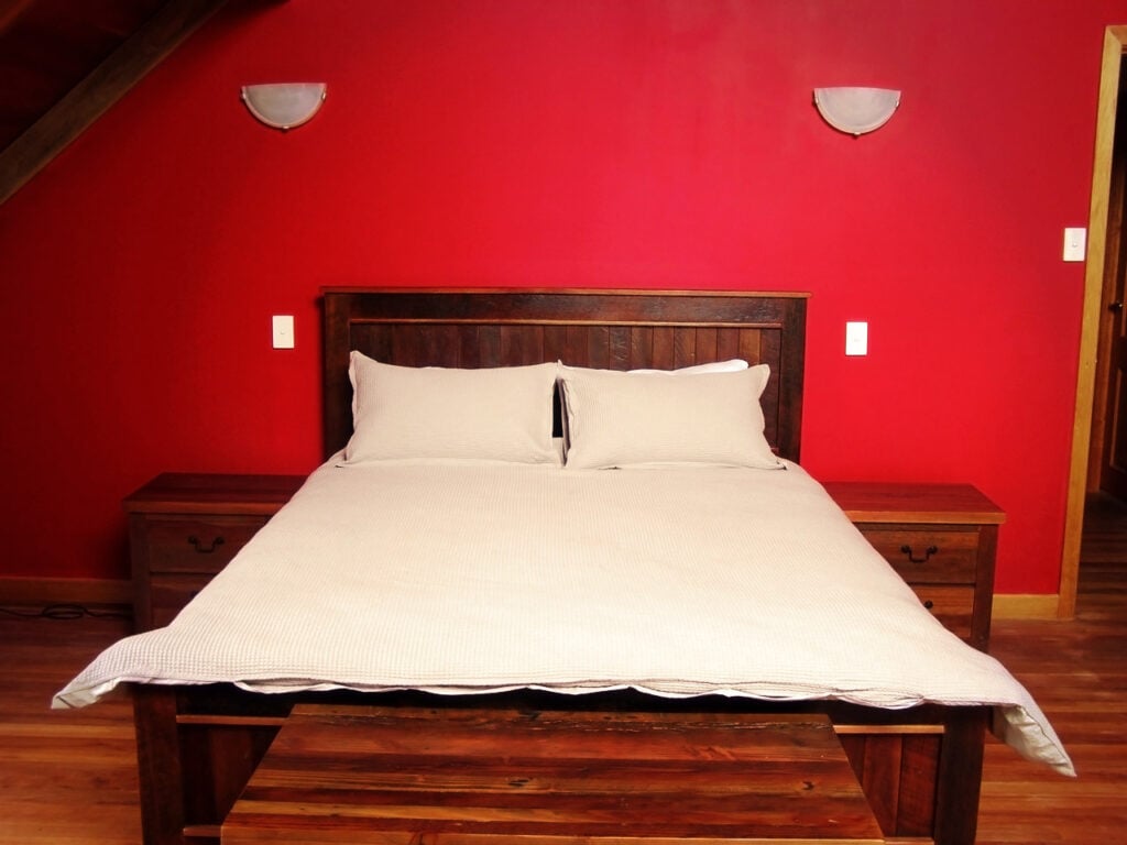 gallery-master-bedroom-1